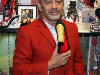 El zapatero francés Christian Louboutin.