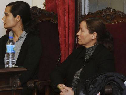 Monserrat González y Triana Martínez durante el juicio por el asesinato de Isabel Carrasco.