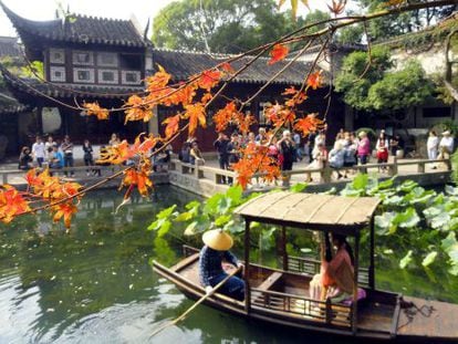 Visitantes en el Jardín Liu, en la ciudad china de Suzhou.