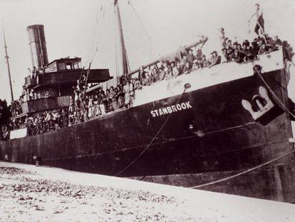 El buque Stanbrook, el último barco que salió de Alicante en marzo de 1939 con los perdedores de la Guerra Civil, fondeado en el puerto de Orán. 