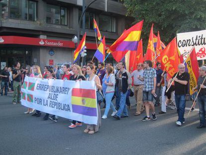 Manifestación por la III República en las calles de Bilbao.