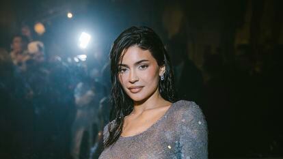 Kylie Jenner (26 años) ha lamentado públicamente retocarse desde muy joven.