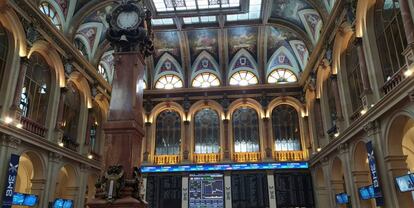 Sala principal de la Bolsa de Madrid.