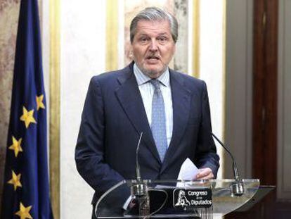 Méndez de Vigo defiende la estrategia del Ejecutivo frente a las quejas del Govern