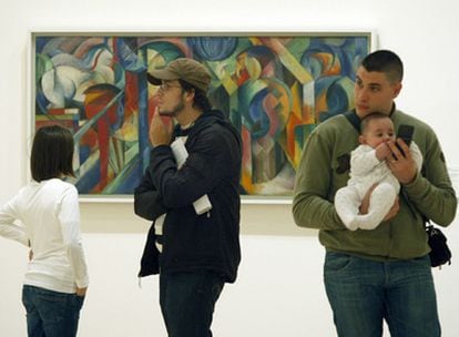 Los más pequeños también disfrutaron, ayer por la mañana, de las exposiciones del museo Guggenheim de Bilbao.