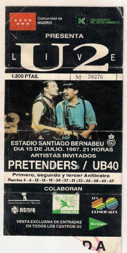 Antes las entradas no eran como un cheque bancario. Así era la del concierto que U2 dio en el Bernabéu hace 30 años. Costaron 1.500 pesetas, unos 10 euros.
