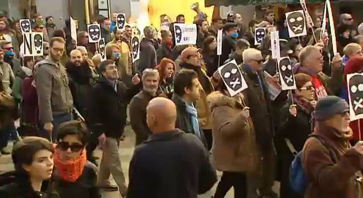 Miles De Personas Protestan Contra La ‘ley Mordaza En Barcelona Y Madrid Politica El PaÍs 3838