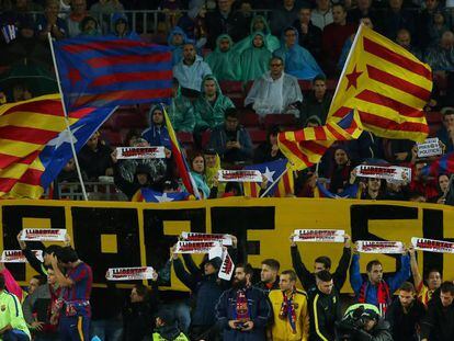 La afici&oacute;n del Barcelona ante el Sevilla. 