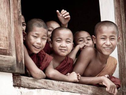 Bienvenida en un monasterio de Birmania.