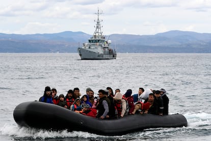 Frontex patrolował greckie morza z łodzią emigrantów w marcu zeszłego roku.