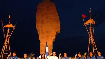 Daniel Ortega y su esposa y vicepresidenta, Rosario Murillo, durante una ceremonia oficial, en Managua.