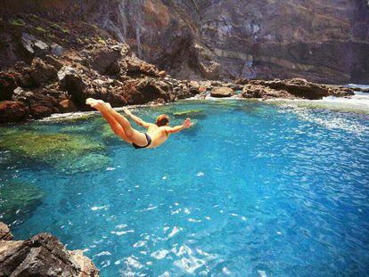 Chapuzón salvaje: las mejores piscinas naturales en España