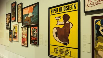 'Champán Piper-Heidsieck', uno de los afiches que se muestran por primera vez en en Sevilla en 'Carteles de la vida moderna'. / ANNA ELIAS