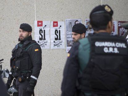 Agentes de la Guardia Civil en Cataluña.