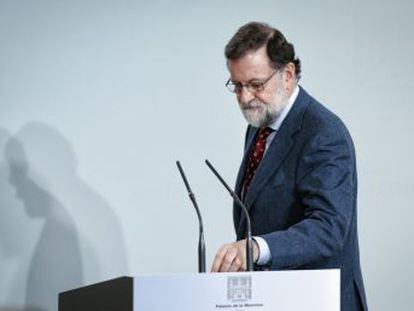 Los populares instan a Arrimadas a intentarlo, pese a que Rajoy declinó en 2016 hacer lo mismo en el Congreso porque  no sumaba votos 