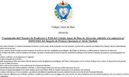 Portada de la web del colegio con los tres comunicados y la carta de la ex alumna.