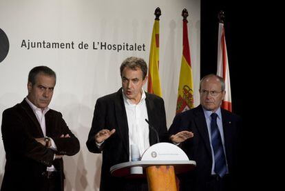 Corbacho, Zapatero y Montilla, en una visita a L&#39;Hospitalet en octubre de 2007.