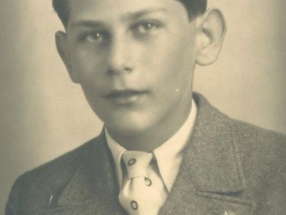 El checoslovaco Jiri Popper asesinado en Auschwitz, con un pin de la Real Sociedad.