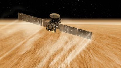 Recreación artística de la sonda ExoMars, frenando para colocarse en su órbita sobre Marte.