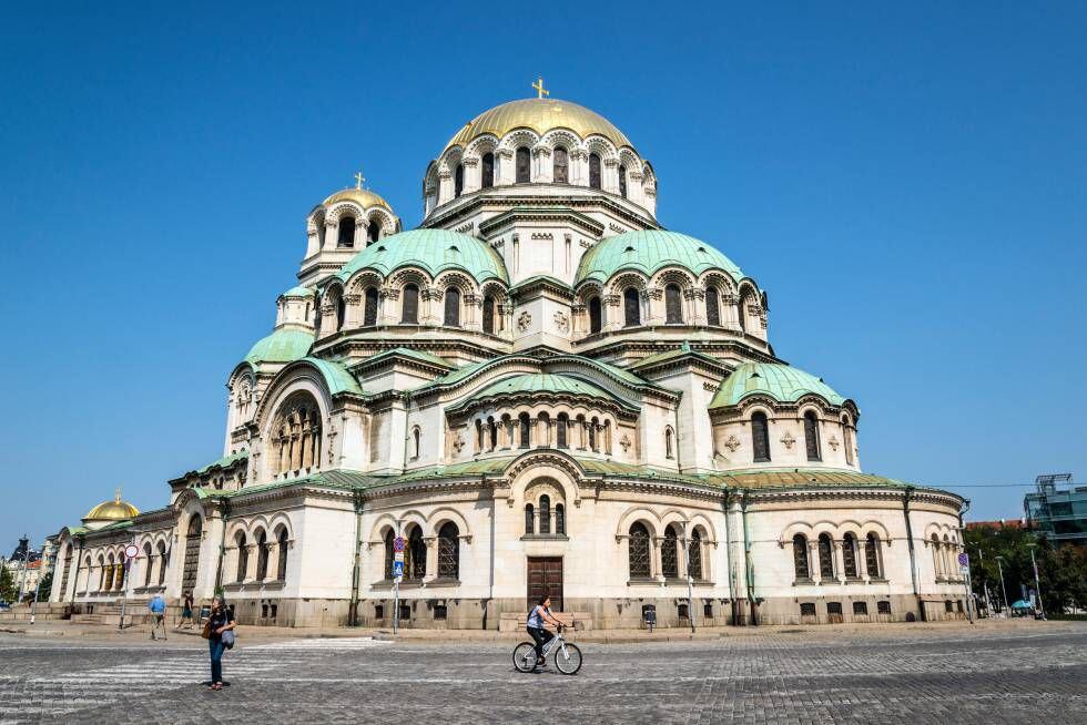 La catedral de Alexander Nevski, de finales del siglo XIX, es el monumento emblemático de la capital búlgara.