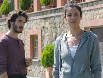 Yon Gonz&aacute;lez y Blanca Romero, en &#039;Bajo sospecha&#039;.