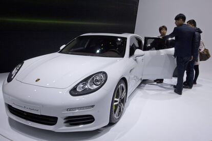 Panamera S E-Hybrid deportivo se expone en una fera de Shangai