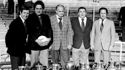 Raymond  Kopa, Jose Hector Rial, Alfredo Di Stefano, Ferenc Puskas y Paco Gento en 1977.