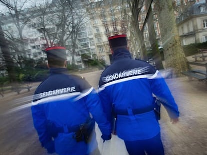 Dos agentes de la gendarmería francesa, en una imagen de archivo.