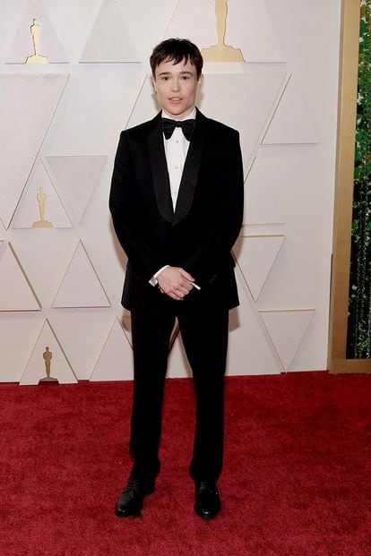 El actor Elliot Page, con un elegante esmoquin de Gucci.