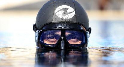 Miguel Lozano, en un entrenamiento, preparando su intento de batir el récord de inmersión libre.