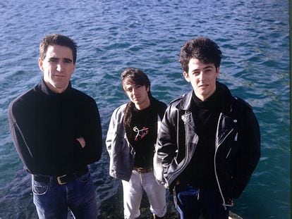 Los miembros de Duncan Dhu, en 1988.