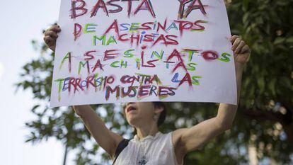 Concentración en apoyo a los hijos de Juana Rivas en los Juzgados de Violencia de Género de Sevilla el pasado 14 de agosto.