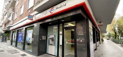 Una sucursal de Ibercaja, en Madrid.