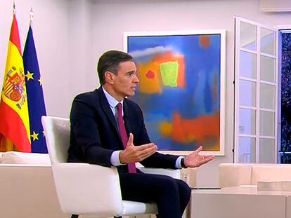 El presidente del Gobierno, Pedro Sánchez, durante la entrevista en La Sexta, el jueves.