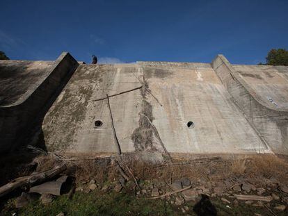 Una “avería grave” en la presa de La Alberca hace peligrar “vidas y bienes”