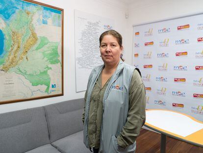 Alejandra Barrios, directora nacional de la Misión de Observación Electoral (MOE), en su oficina en Bogotá, el 24 de mayo de 2022.