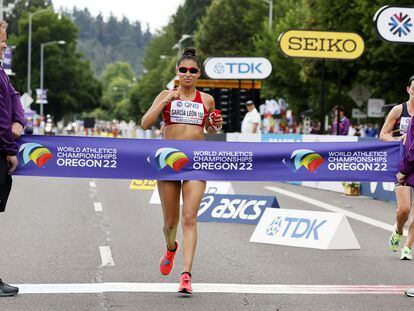 La peruana Kimberly García se impone en los 35 kilómetros marcha del Mundial de Oregón.