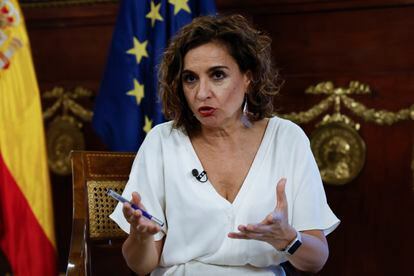 La ministra de Hacienda y nueva número dos del PSOE, María Jesús Montero, en la entrevista con la Agencia Efe.