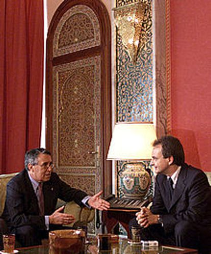 Zapatero y Benaissa, ministro de Exteriores marroquí, en Rabat.