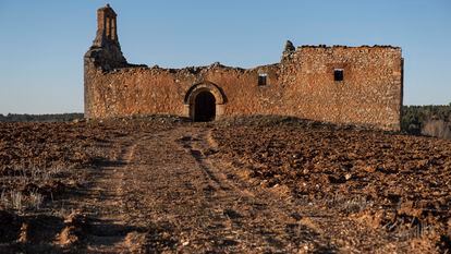 La ermita de San Lorenzo de Boós, templo expoliado en Soria, el pasado 6 de febrero.