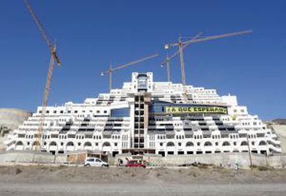 El Hotel de El Algarrobico.