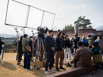 Rodaje de la serie 'Missing' de Studio Dragon, en Paju, cerca de Corea del Norte.
