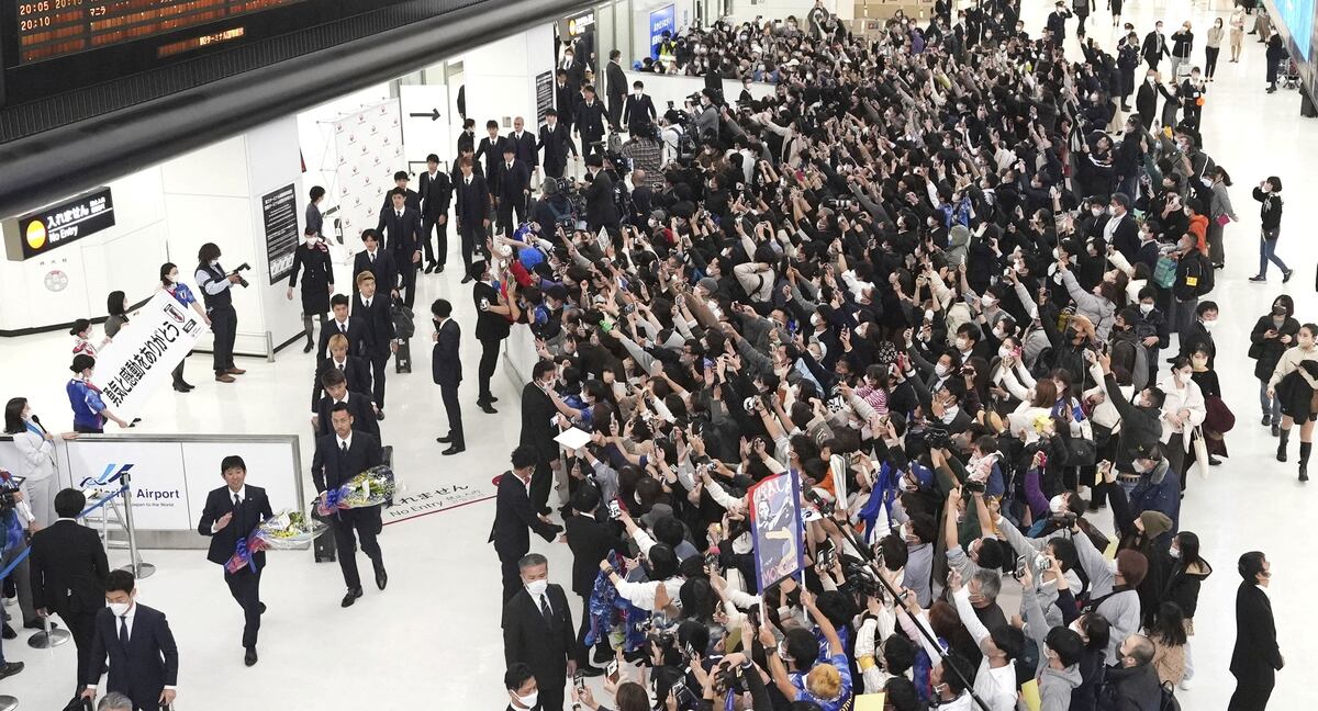 Weltmeisterschaft in Katar 2022 neueste Live-Nachrichten |  Japanische Nationalmannschaft, nach Niederlage im Achtelfinale in Japan als Held anerkannt |  Katar WM 2022