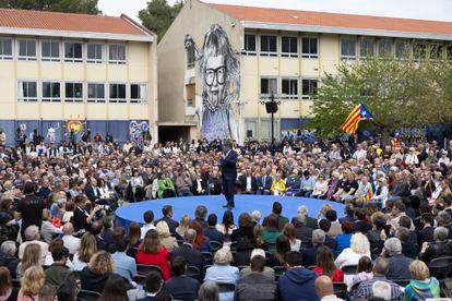 Junts candidacy presentation ceremony, with Carles Puigdemont and the other candidates.