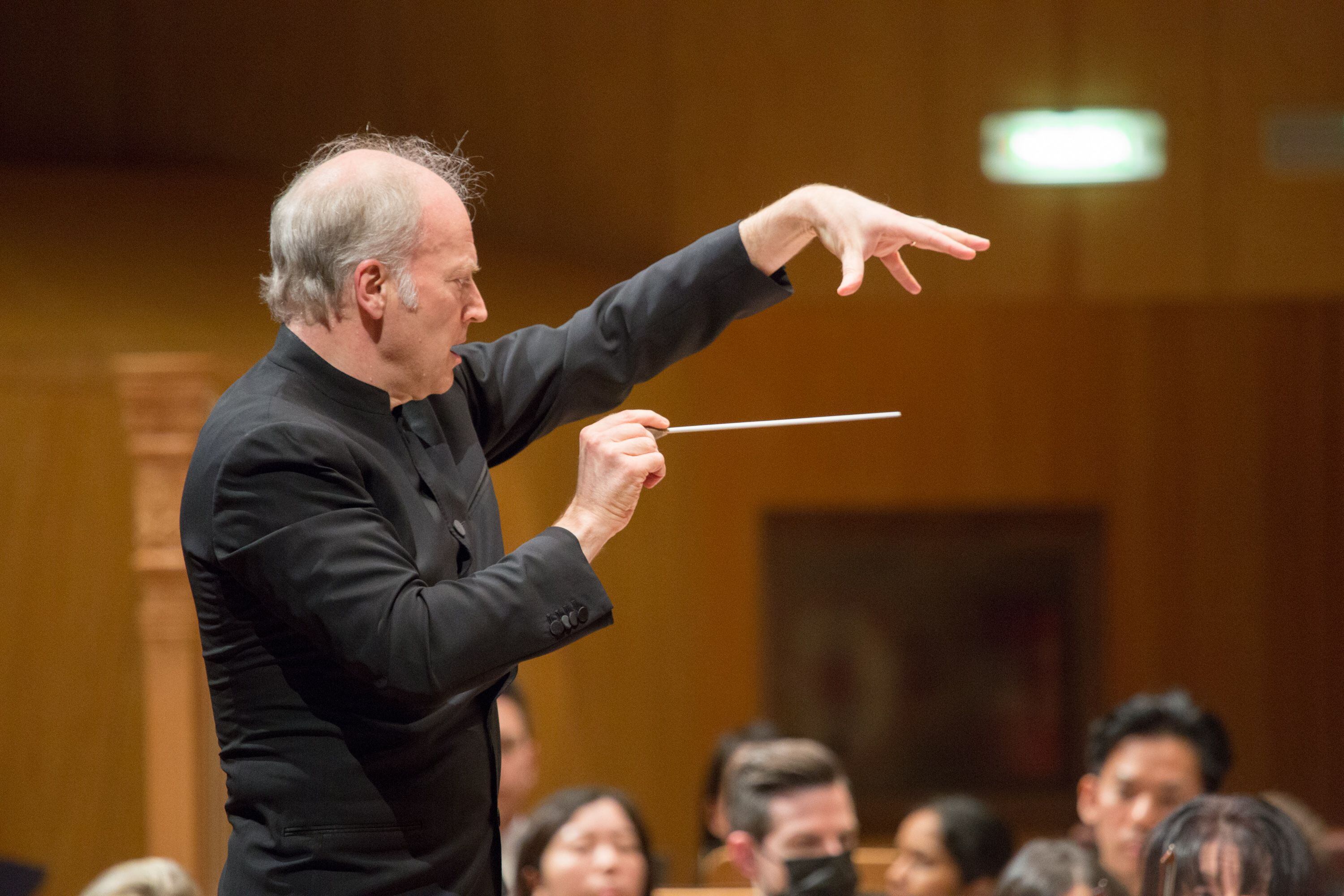 Gianandrea Noseda y la National Symphony, menos política y más poesía en Shostakóvich