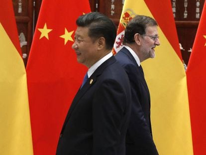El president xinès, Xi Jinping, i el president en funcions, Mariano Rajoy, aquest dilluns.