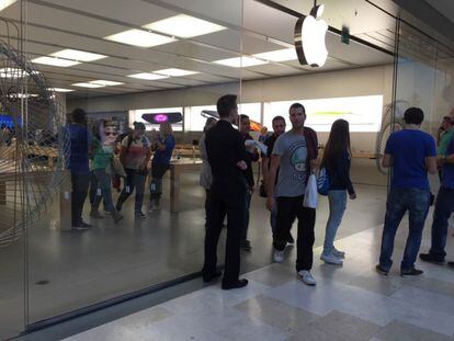 Así está siendo la llegada de iPhone 6 y iPhone 6 Plus a España