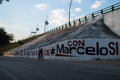 Propaganda electoral de los aspirantes presidenciales Claudia Sheinbaum y Marcelo Ebrard en Chiapa de Corzo, el 25 de enero de 2023.