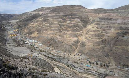 Vista del yacimiento de Quellaveco, al sur de Perú.