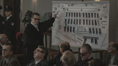 El juicio en la serie 'La intérprete del silencio', adaptación de la novela 'La casa alemana'